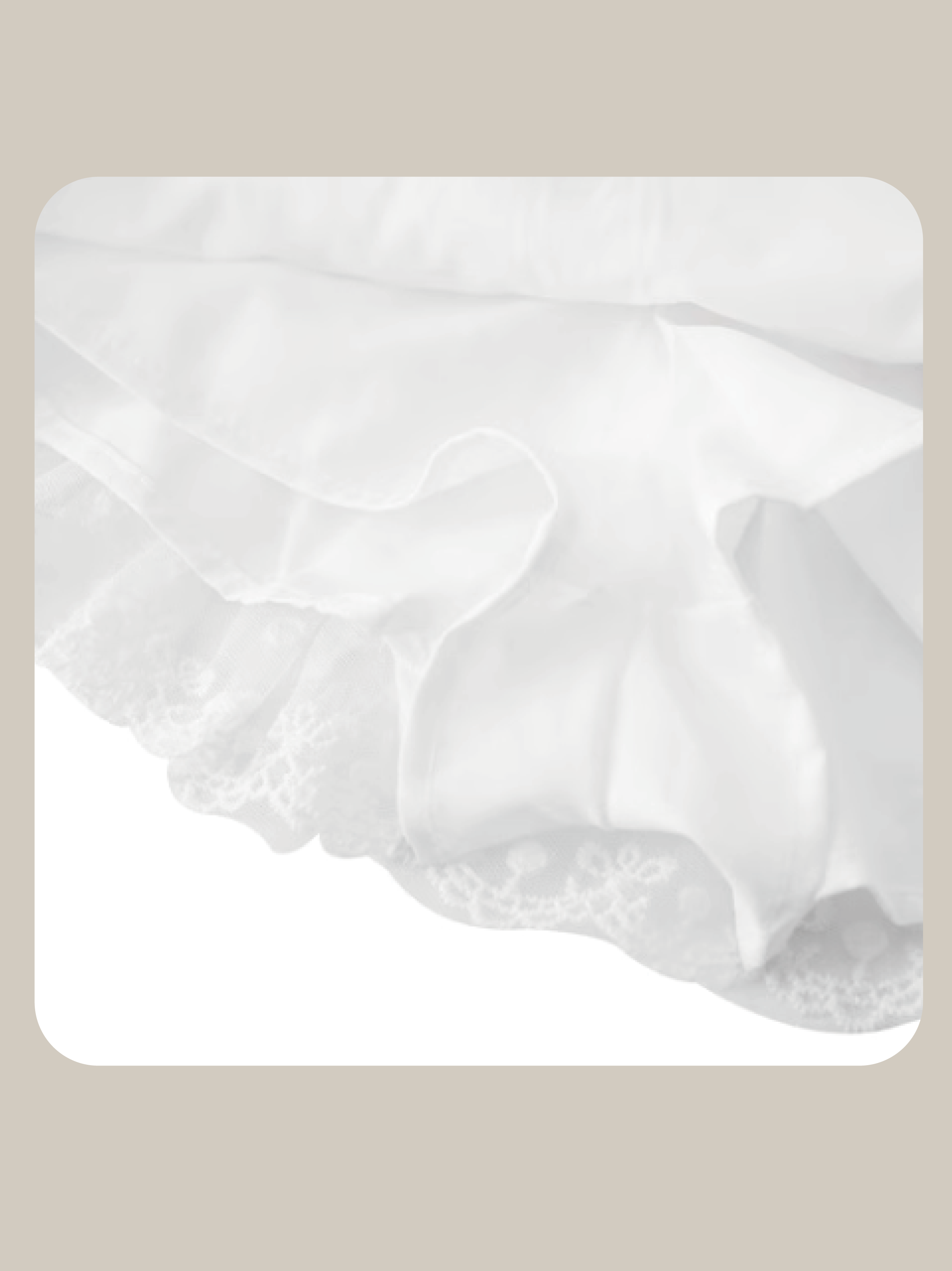 Sweet Lace Motif Mini Skirt