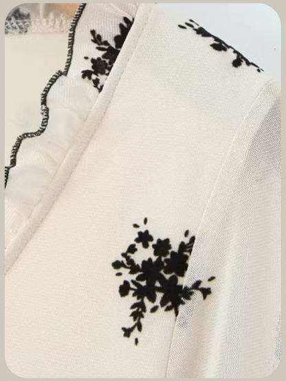 Frill Piping Floral Blouse/フリルパイピング花柄ブラウス