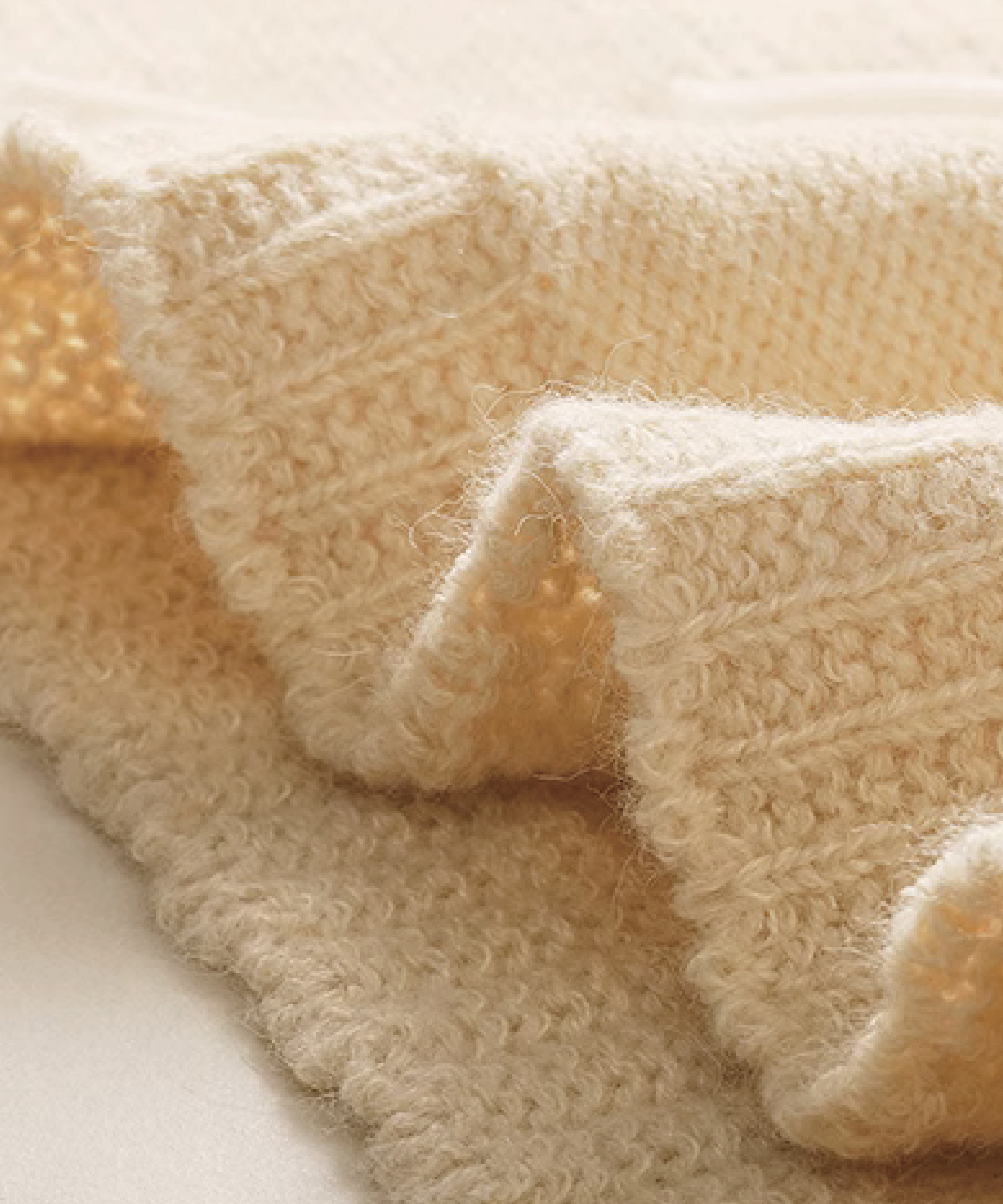 Flower Applique Pearl Knit 