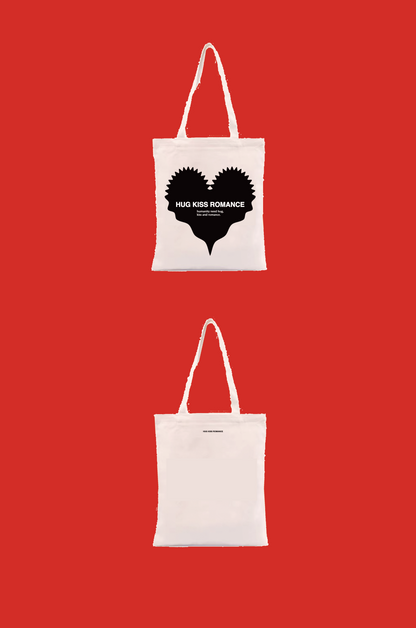 PRE ORDER / HUG KISS ROMANCE 'Heart' Bag IO