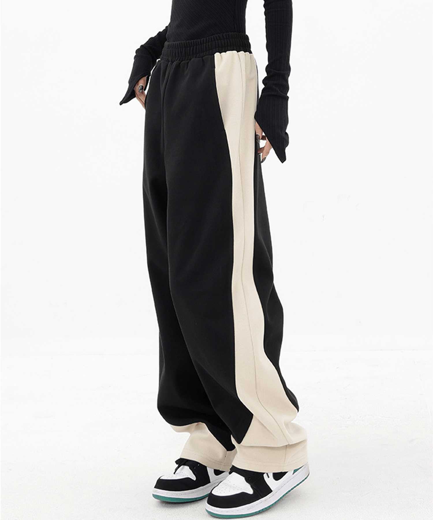 Curve Lines Relax Bicolor Pants - LOVE POMME POMME