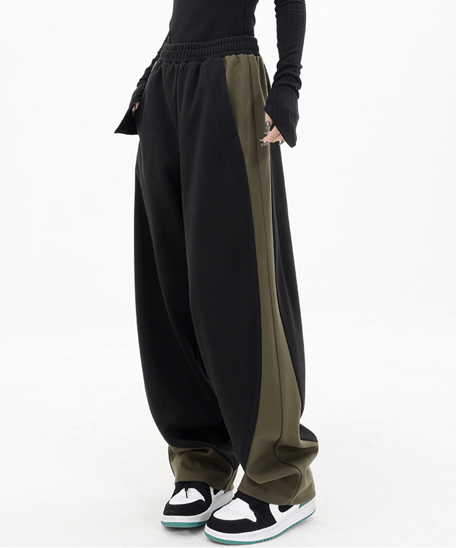Curve Lines Relax Bicolor Pants - LOVE POMME POMME