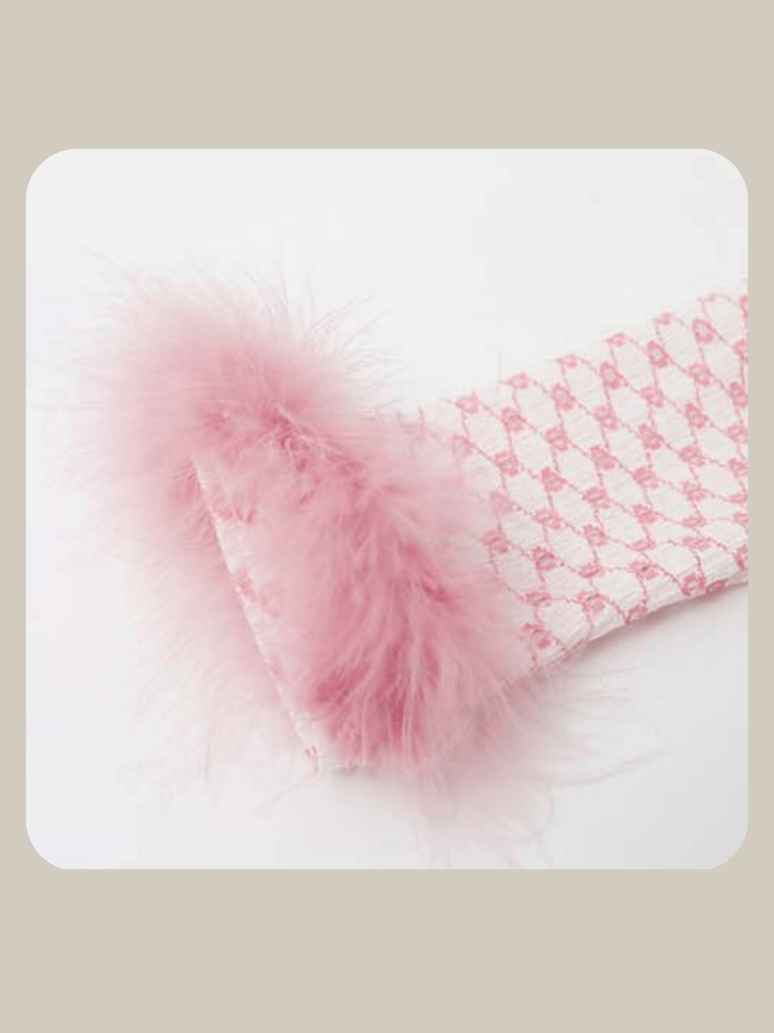 Cute Pink Fur Deco Set-Up - LOVE POMME POMME