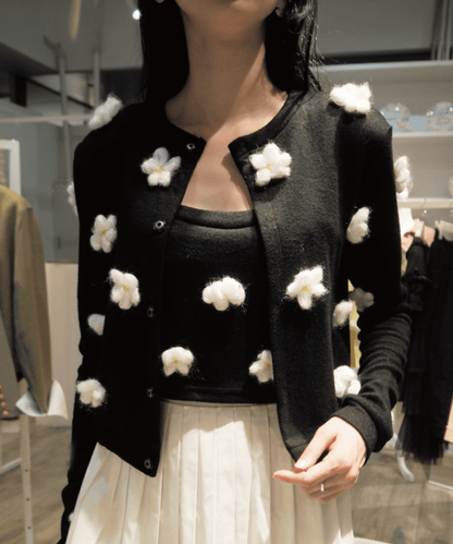 Fuzzy Flower Applique Cardigan Set-Up. フラワーアップリケカーディガンセットアップ - LOVE POMME POMME